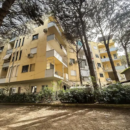 Ocean Breeze Residences דירה גולם
